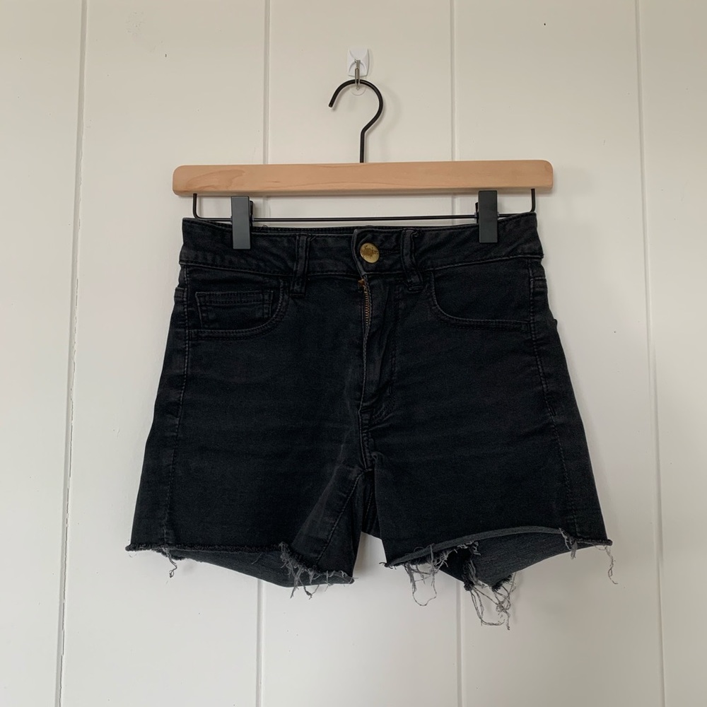 Frayed Mid Rise Black Shorts